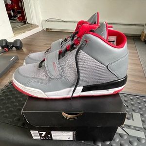 Jordan Flightclub 90’s - grey/gym red - size 7Y